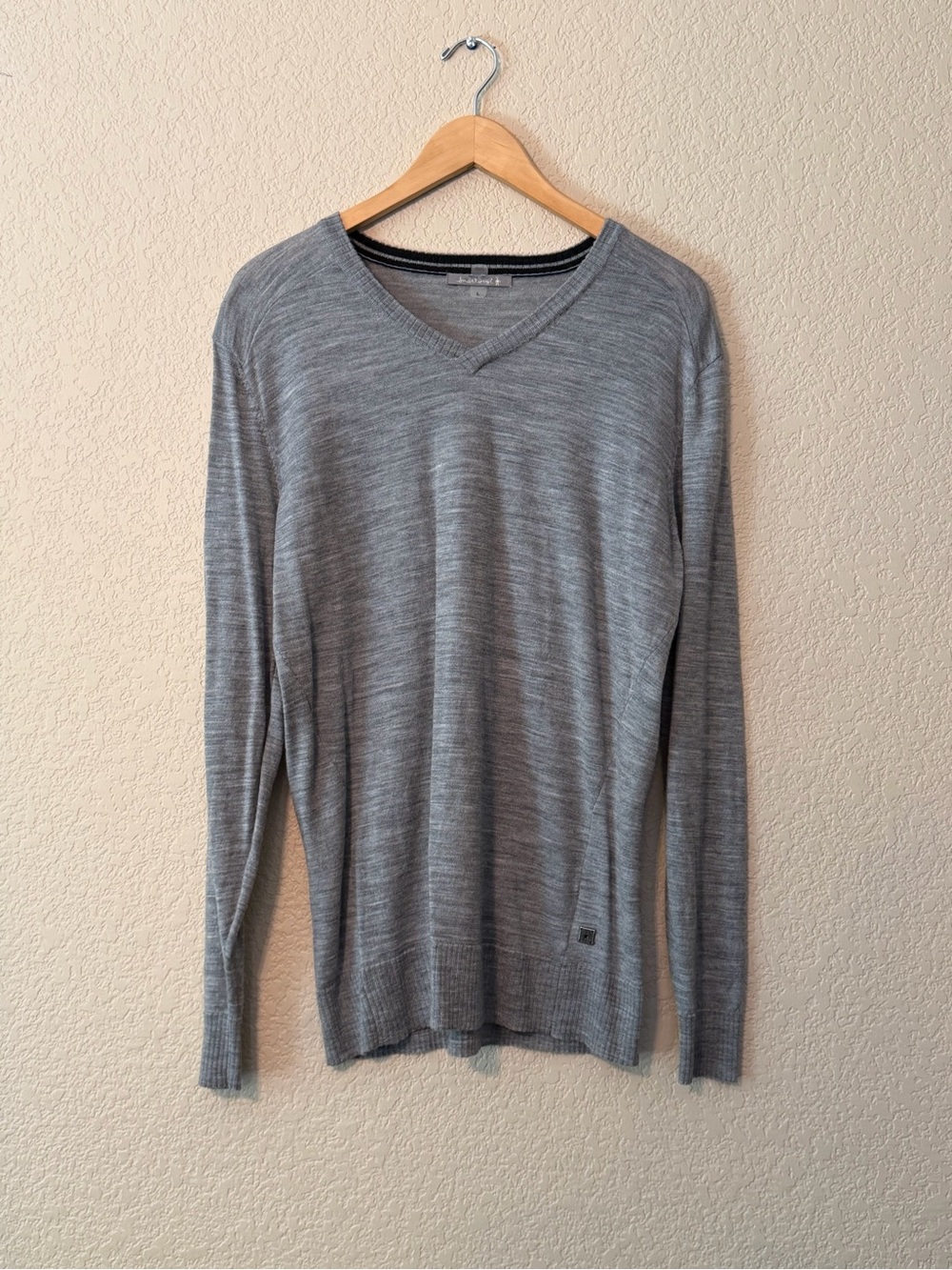 Smartwool Men's V-Neck Sweater in Heather Gray, LG